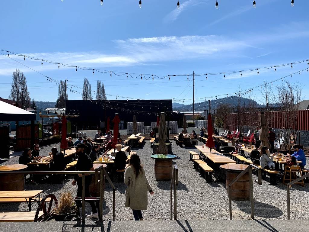 Twin Sisters Brewing Company | restaurant | 500 Carolina St, Bellingham, WA 98225, USA | 3609226700 OR +1 360-922-6700