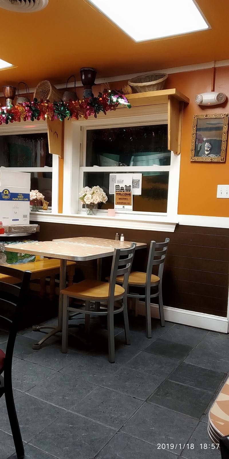 Tawakal Halal Cafe | restaurant | 389 Maverick St, Boston, MA 02128, USA | 6174185890 OR +1 617-418-5890