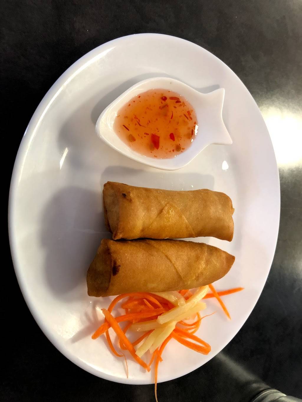 My Thai St Louis | restaurant | 4495 Forest Park Ave, St. Louis, MO 63108, USA | 3148334404 OR +1 314-833-4404