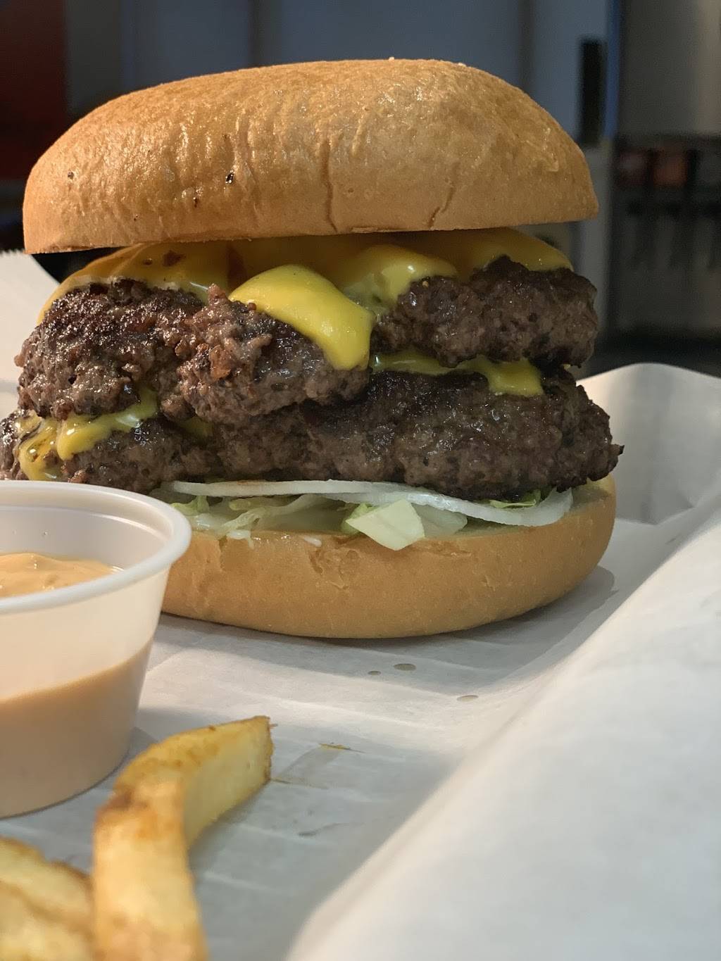 Buffs subs burgers wings | restaurant | 451 N Thompson Ln suite a, Murfreesboro, TN 37129, USA | 6155464444 OR +1 615-546-4444