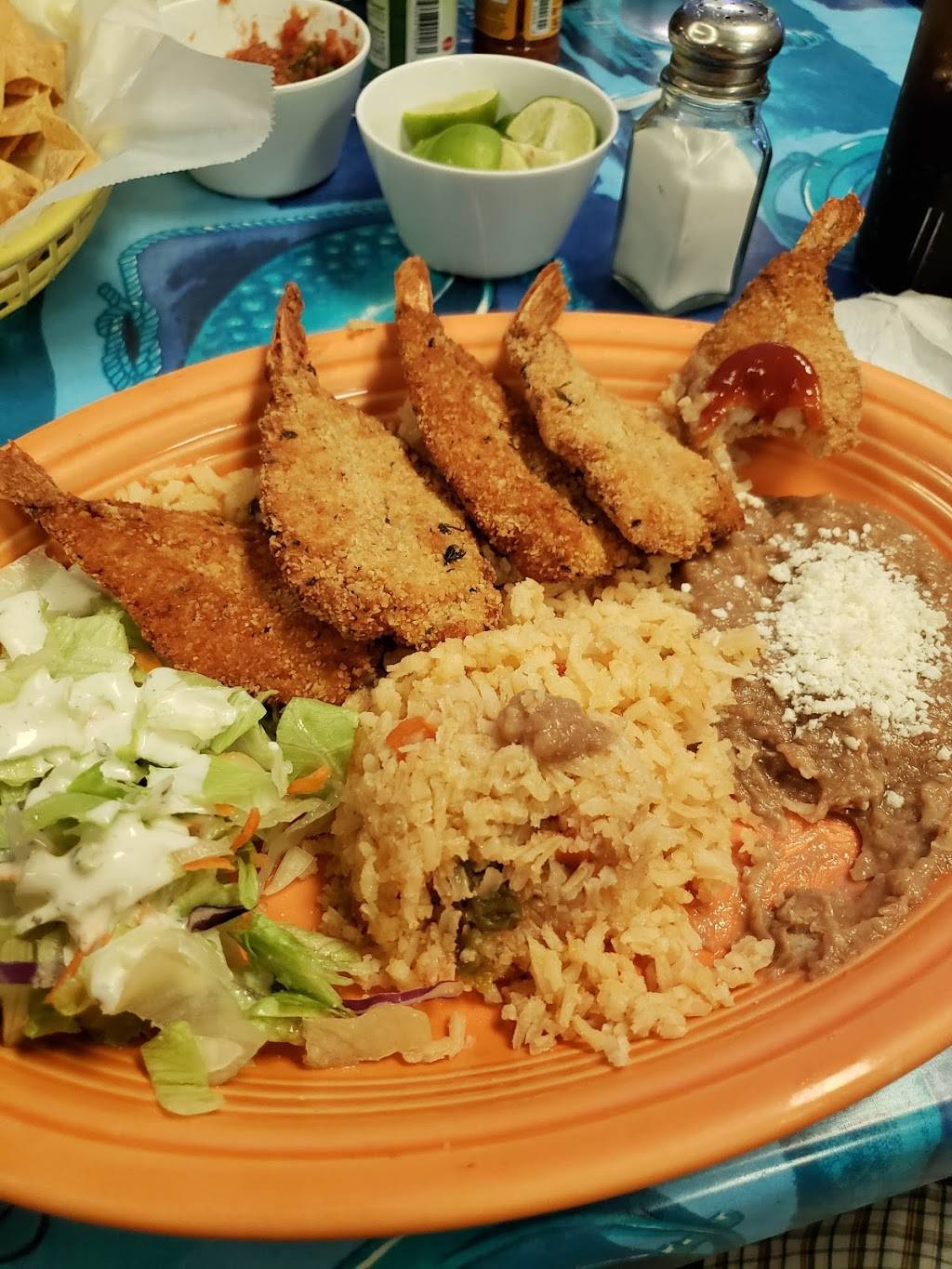 Mariscos El Titanic | restaurant | 3600 Fairmount Ave, San Diego, CA 92105, USA | 6195842894 OR +1 619-584-2894