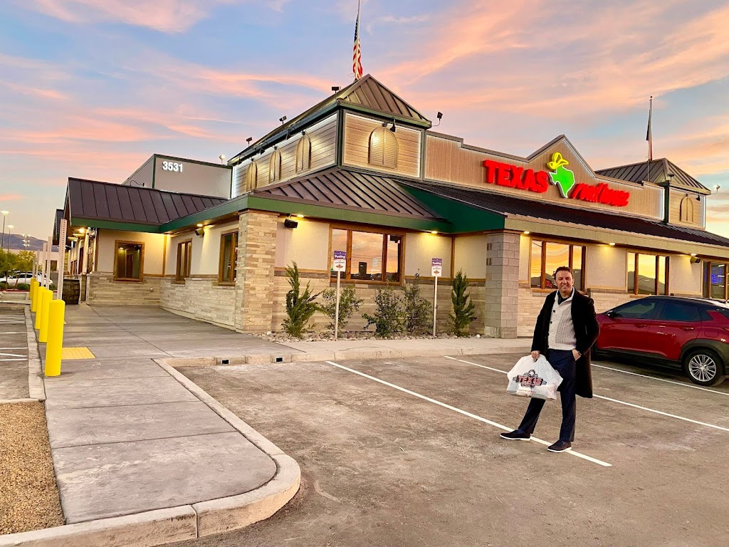 Texas Roadhouse | restaurant | 3531 St Rose Pkwy, Henderson, NV 89052, USA | 7028545933 OR +1 702-854-5933