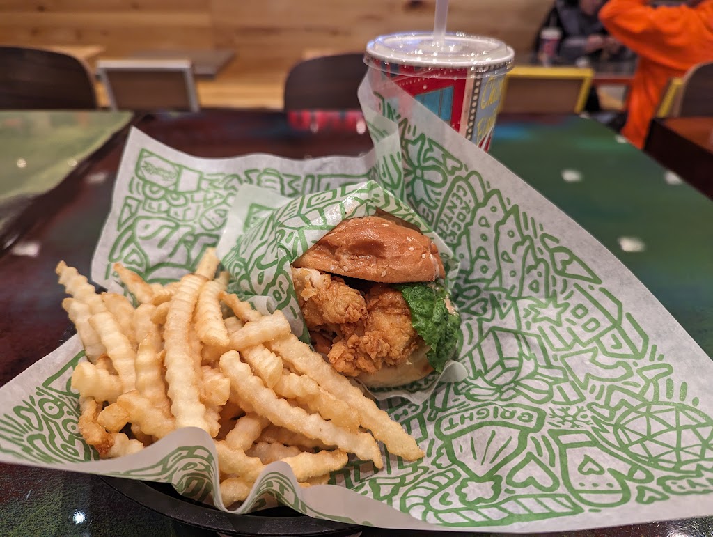 Raising Canes Chicken Fingers | restaurant | 3071 Plank Rd, Fredericksburg, VA 22401, USA | 5713885759 OR +1 571-388-5759