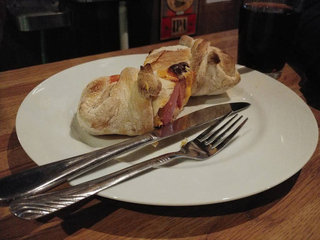 Es Locker Room | restaurant | 1075 Lakeside Dr, Red Bluff, CA 96080, USA | 5305274600 OR +1 530-527-4600