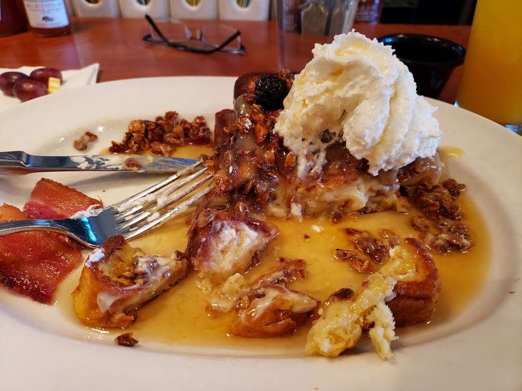 Blues Egg | restaurant | 317 N 76th St, Milwaukee, WI 53213, USA | 4142993180 OR +1 414-299-3180