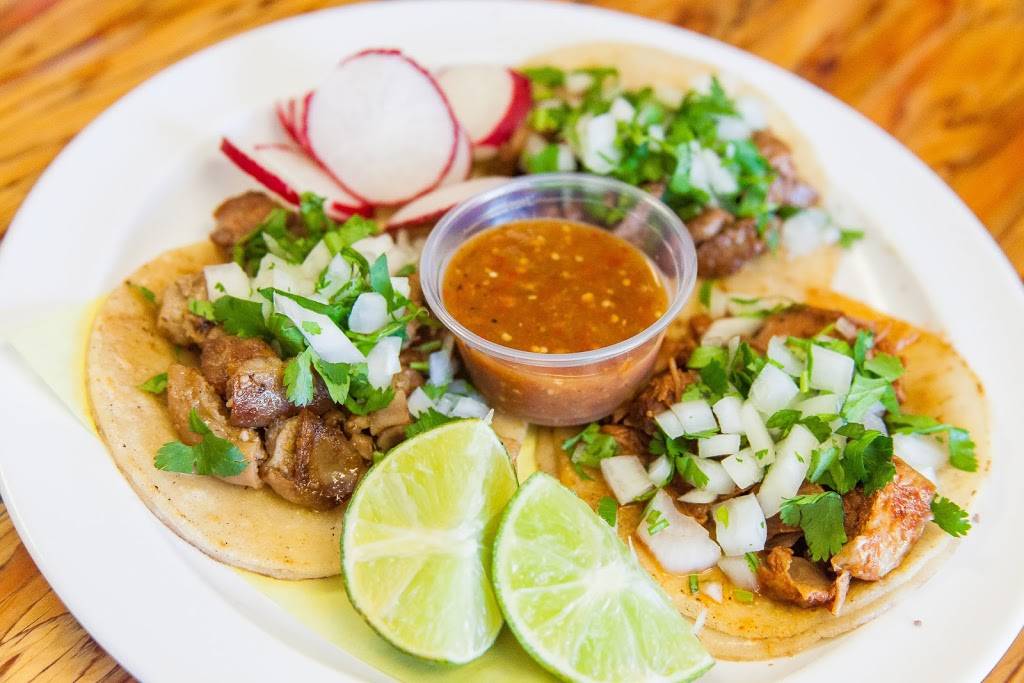 La Imperial | restaurant | 327 State Ave, Shafter, CA 93263, USA | 6617461717 OR +1 661-746-1717