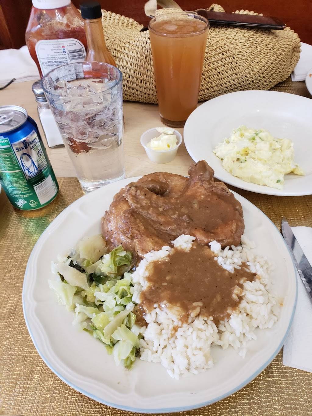 Mitchells Soul Food | restaurant | 617 Vanderbilt Ave, Brooklyn, NY 11238, USA | 7187893212 OR +1 718-789-3212