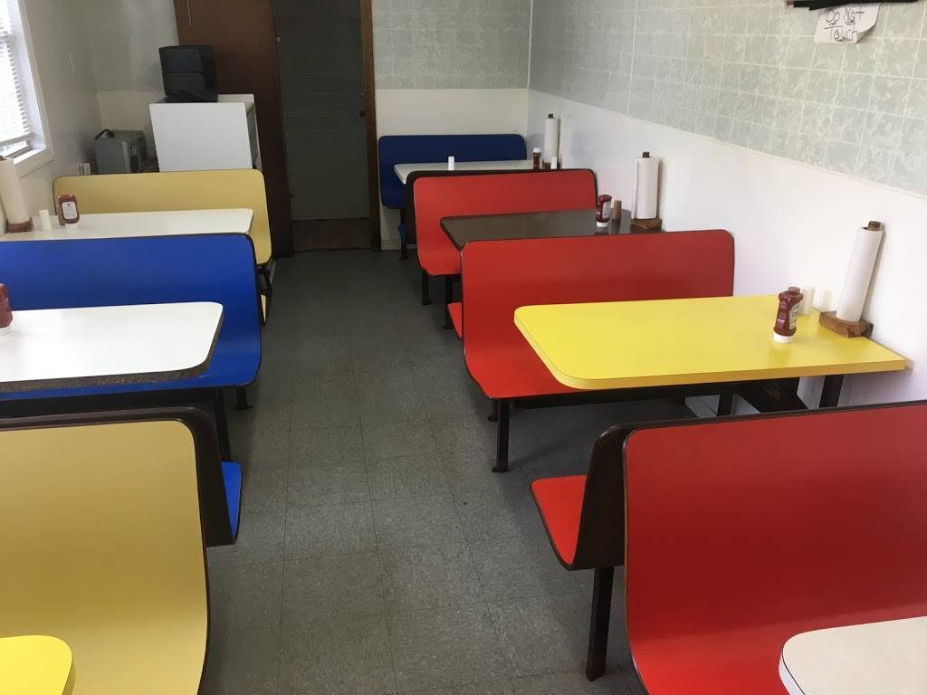 Golden Dairy | restaurant | 4002 TN-66, Rogersville, TN 37857, USA | 4232722000 OR +1 423-272-2000