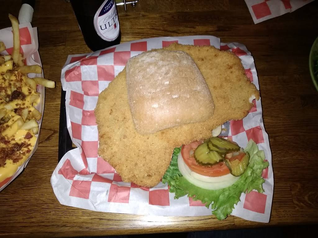 The Mill Bar and Grill | restaurant | 1341, 702 W Yung St, Sesser, IL 62884, USA | 6186257300 OR +1 618-625-7300