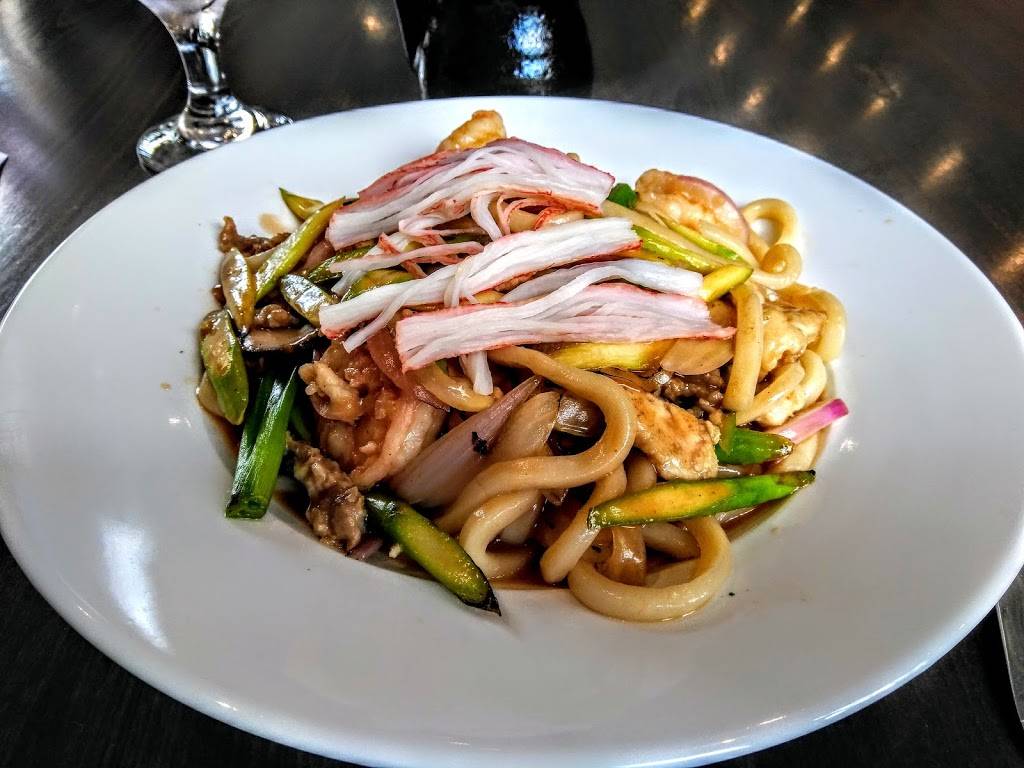 Kisso Asian Bistro | restaurant | 300 King St, Alexandria, VA 22314, USA | 7038881513 OR +1 703-888-1513