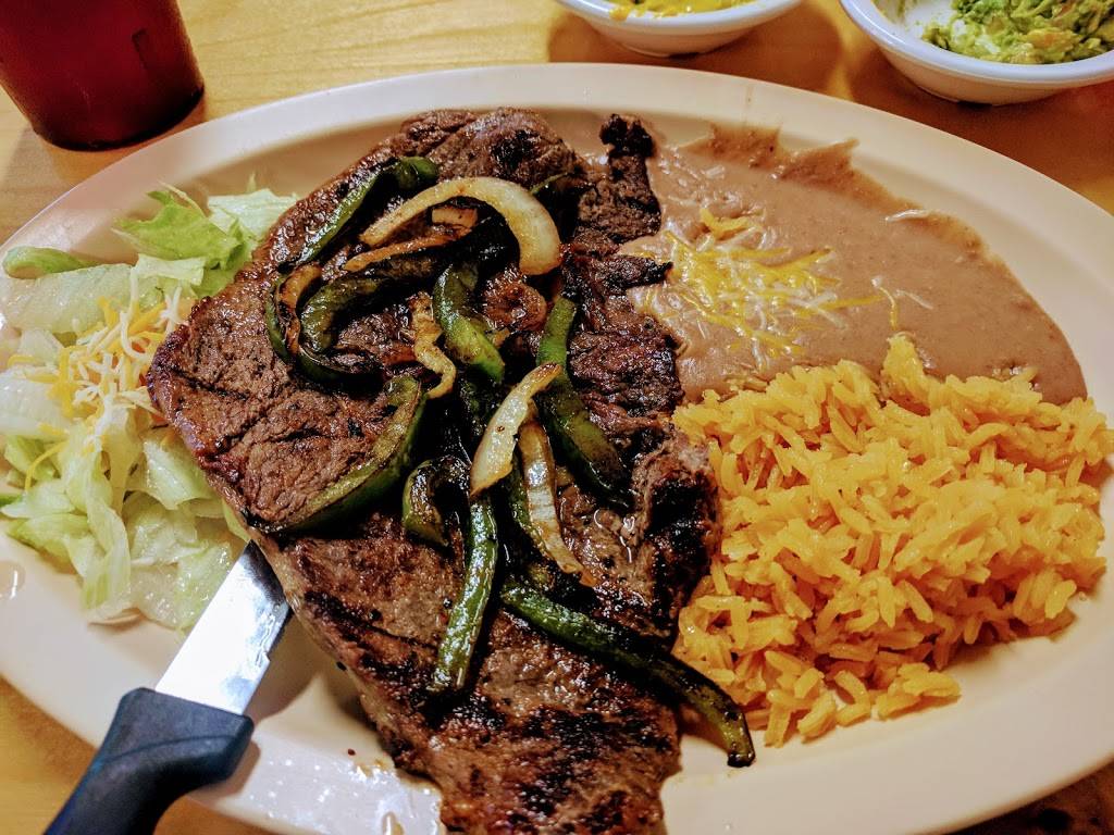 Mamas Place | restaurant | 405 Mosley St, Italy, TX 76651, USA | 9724831819 OR +1 972-483-1819