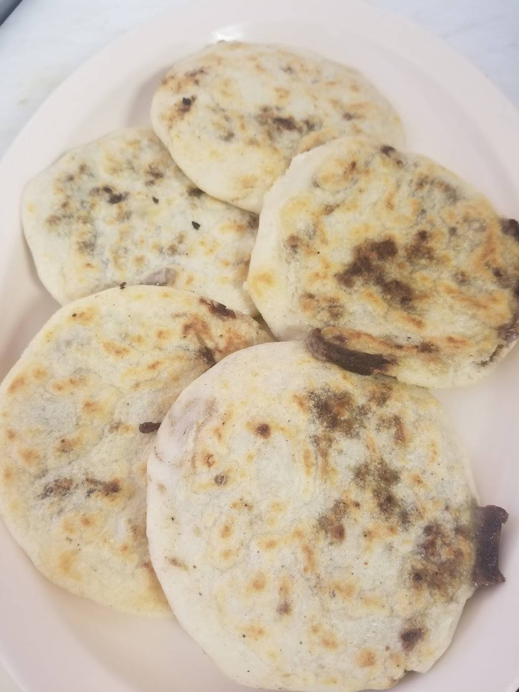 El pipil restaurant | restaurant | 11101 Sherman Way, Sun Valley, CA 91352, USA | 8187477224 OR +1 818-747-7224