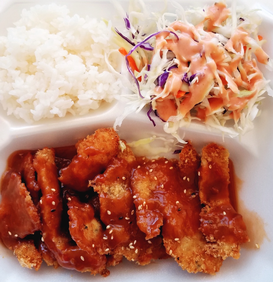 Mas Cafe | restaurant | 421 W 5th St, Burden, KS 67019, USA | 6204382233 OR +1 620-438-2233