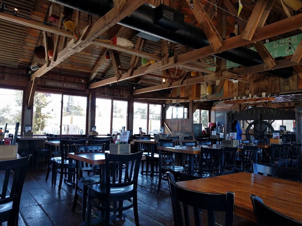Lobster Trap Restaurant | restaurant | 290 Shore Rd, Bourne, MA 02532, USA | 5087597600 OR +1 508-759-7600