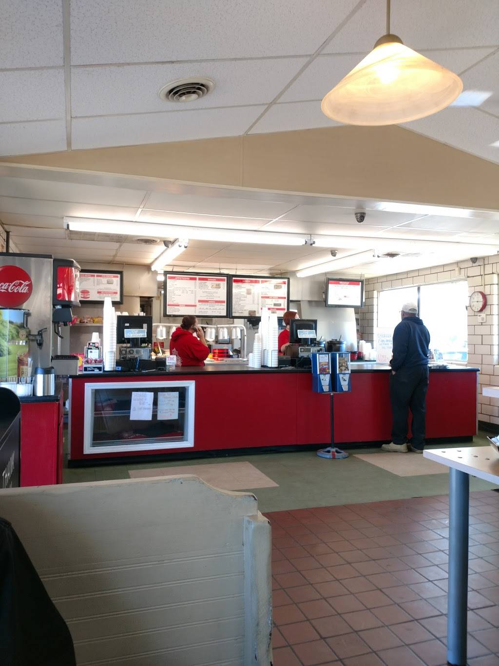 Burger Hut | restaurant | 745 N Union Ave, Alliance, OH 44601, USA | 3308234099 OR +1 330-823-4099