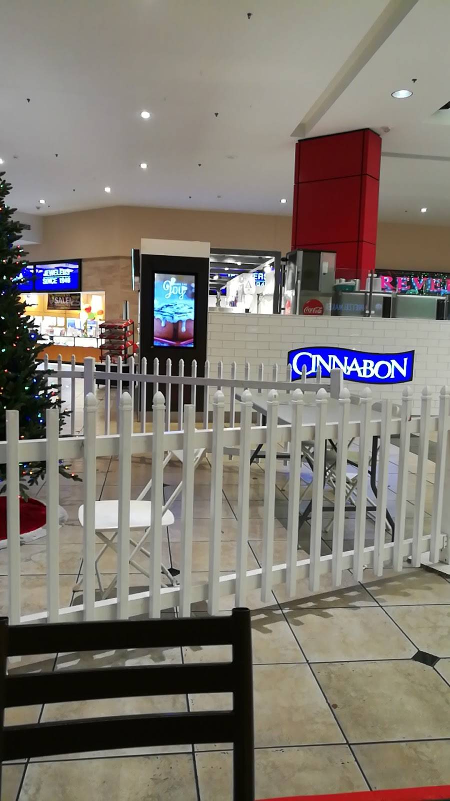 Desert Sky Mall | shopping mall | 7611 W Thomas Rd, Phoenix, AZ 85033, USA | 6232451400 OR +1 623-245-1400