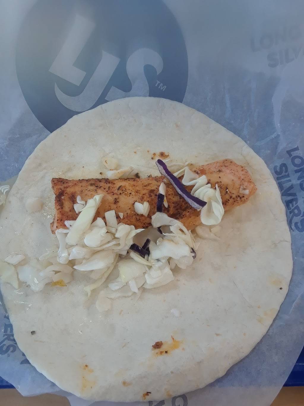 Long John Silvers | restaurant | 2816 E Magnolia Ave, Knoxville, TN 37914, USA | 8655468898 OR +1 865-546-8898