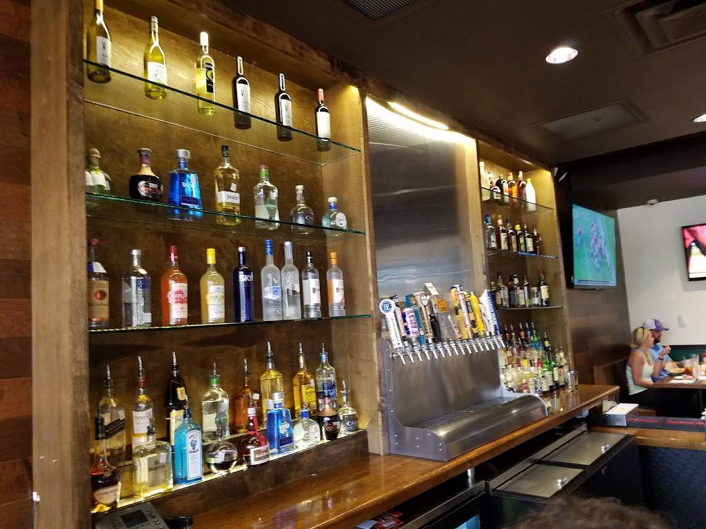 Snuffers Richardson | restaurant | 300 W Campbell Rd #100, Richardson, TX 75080, USA | 4699981479 OR +1 469-998-1479