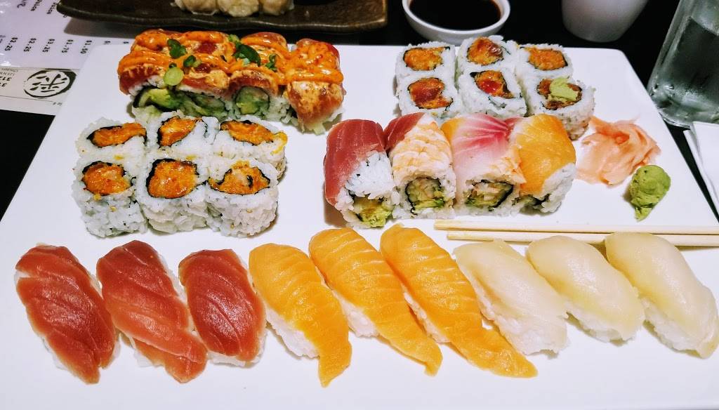 Sushi Sai | restaurant | 123 N Upper Wacker Dr, Chicago, IL 60606, USA | 3123328822 OR +1 312-332-8822