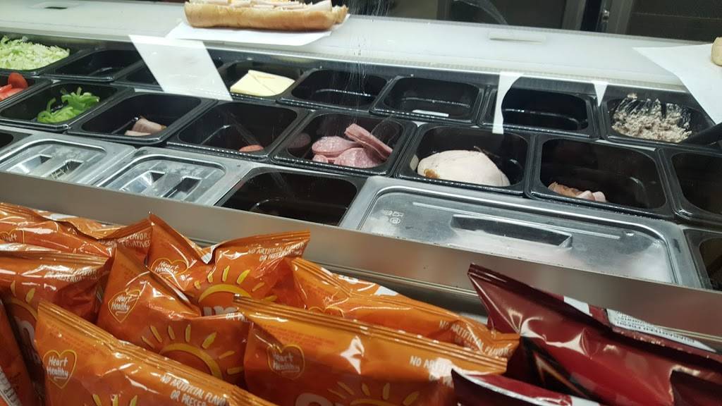 Subway | restaurant | 5270 Griggs Rd Bldg C, Houston, TX 77021, USA | 7136369511 OR +1 713-636-9511