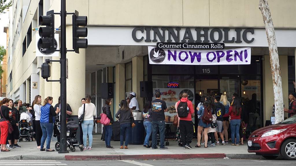Cinnaholic | bakery | 115 E San Carlos St, San Jose, CA 95112, USA | 4083515400 OR +1 408-351-5400
