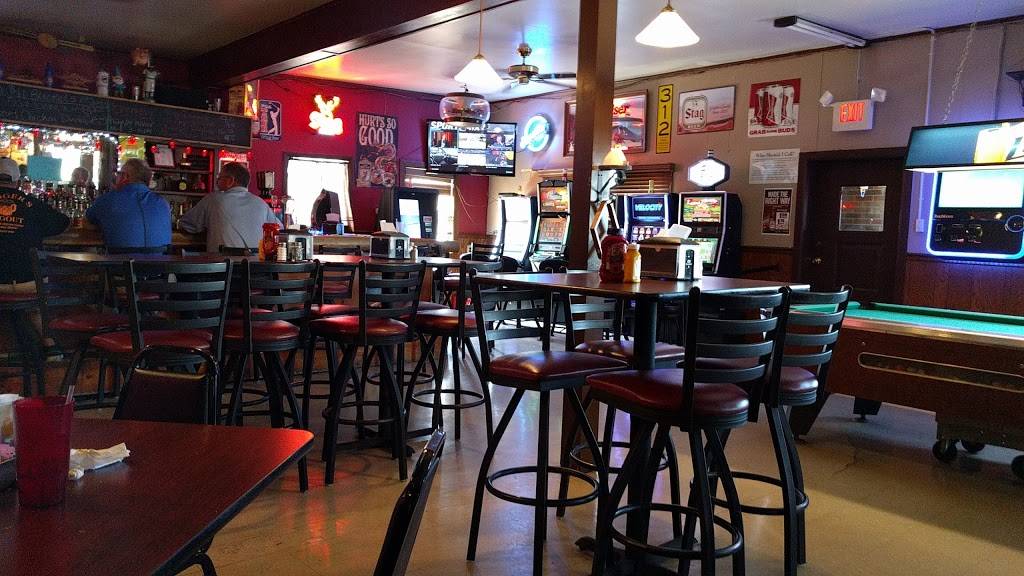 Chicos Bar & Grill | night club | 575 S 6th St, Wood River, IL 62095, USA | 6182541310 OR +1 618-254-1310