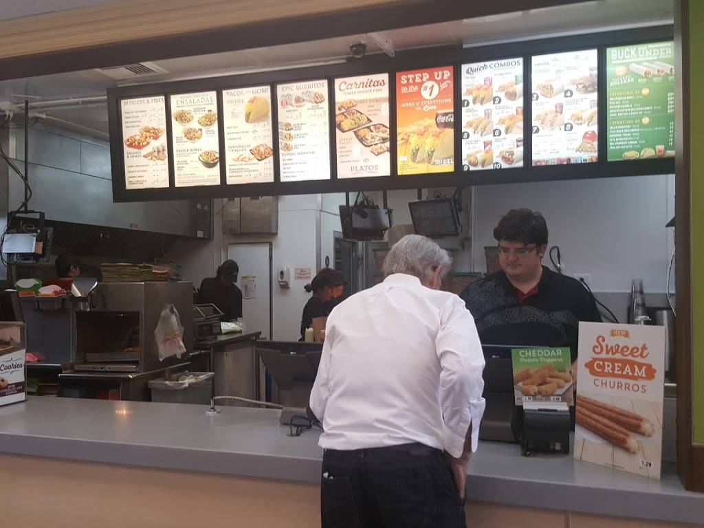 Del Taco | meal takeaway | 1037 E Bobier Dr, Vista, CA 92084, USA | 7609458294 OR +1 760-945-8294