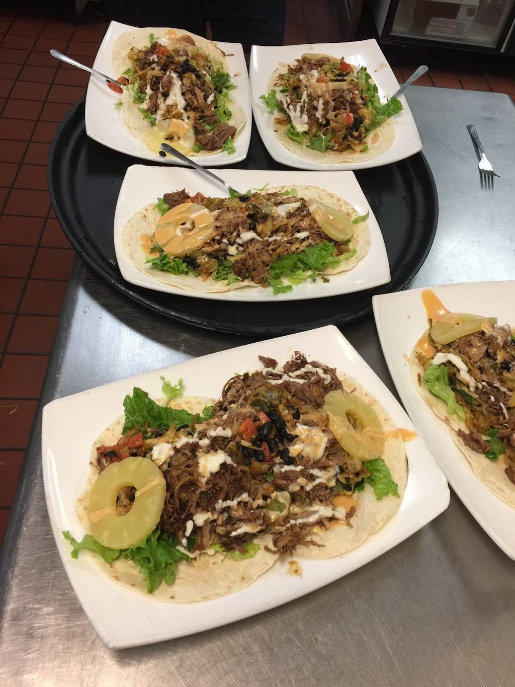 Sanaag Restaurant and Coffee | restaurant | 3007 Cedar Ave, Minneapolis, MN 55407, USA | 6127225270 OR +1 612-722-5270