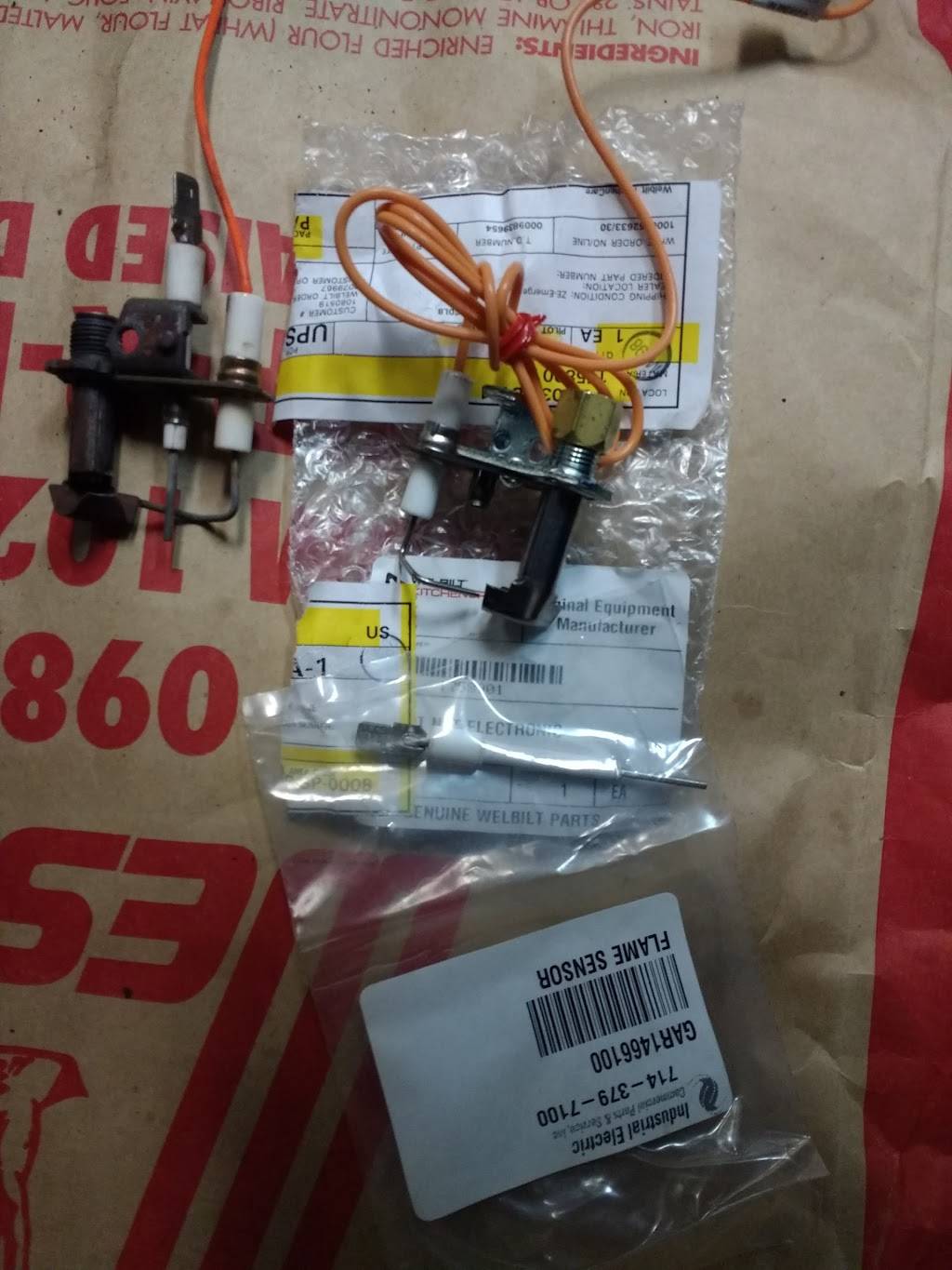 Awesome Thai Cuisine | restaurant | 18505 Victory Blvd, Reseda, CA 91335, USA | 8183441677 OR +1 818-344-1677