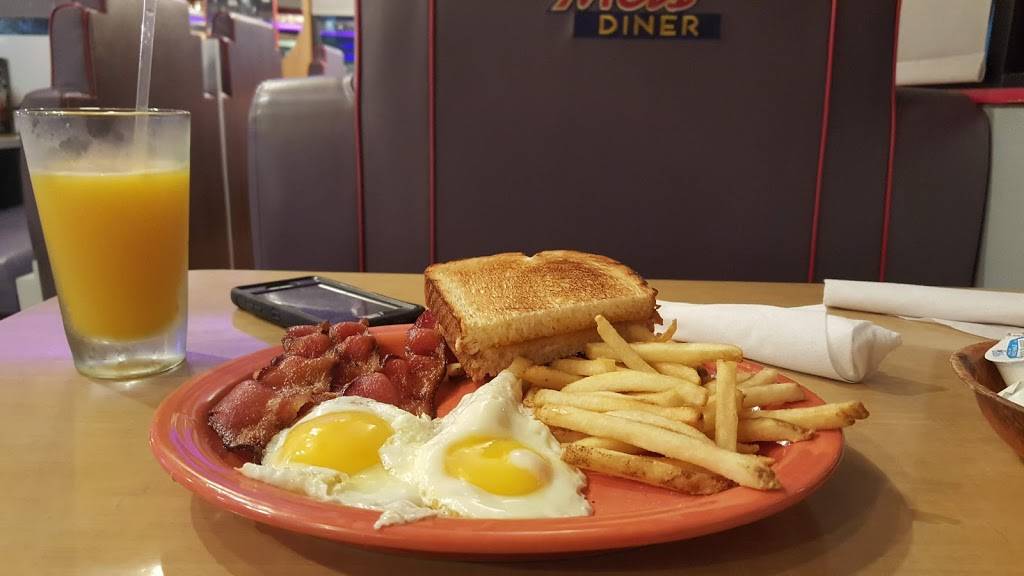 Mels Diner - Fort Myers | restaurant | 4820 S Cleveland Ave, Fort Myers, FL 33907, USA | 2392757850 OR +1 239-275-7850