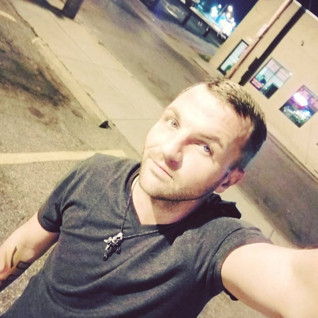 Duffies Pizza Burgers Wings | restaurant | 212 N 4th St, Memphis, TN 38105, USA | 9015220277 OR +1 901-522-0277