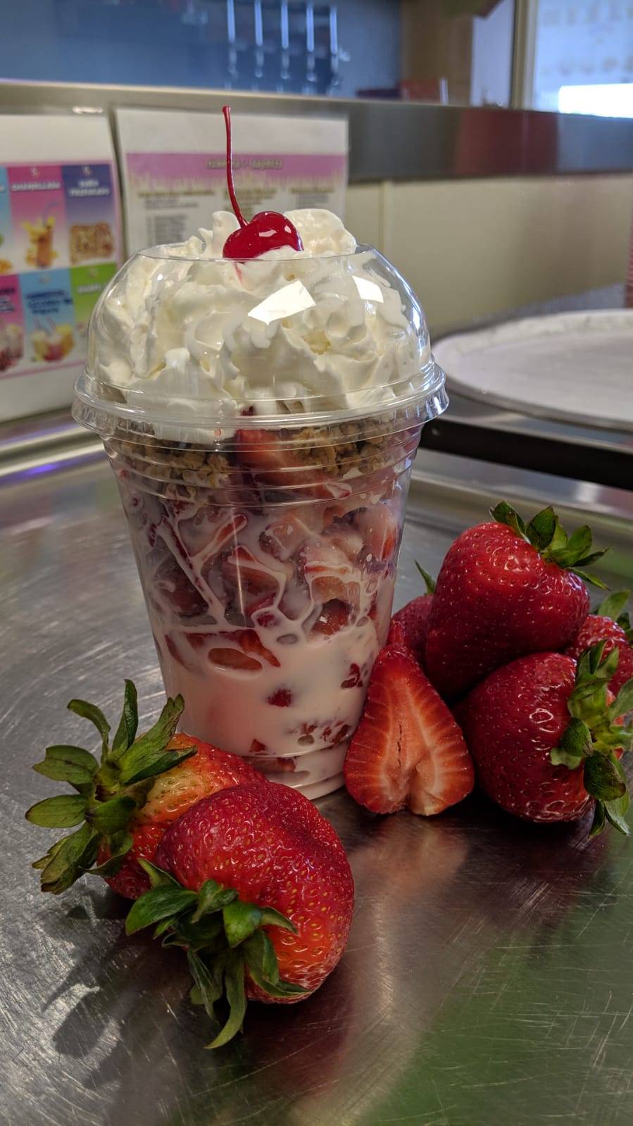 Marys Fried Rolled Ice Cream | restaurant | 3524 W Airport Fwy #116, Irving, TX 75062, USA | 9723139818 OR +1 972-313-9818