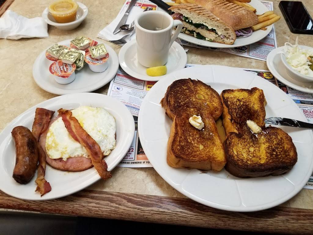 Lake Grove Diner | restaurant | 2211 Nesconset Hwy, Lake Grove, NY 11755, USA | 6314715370 OR +1 631-471-5370