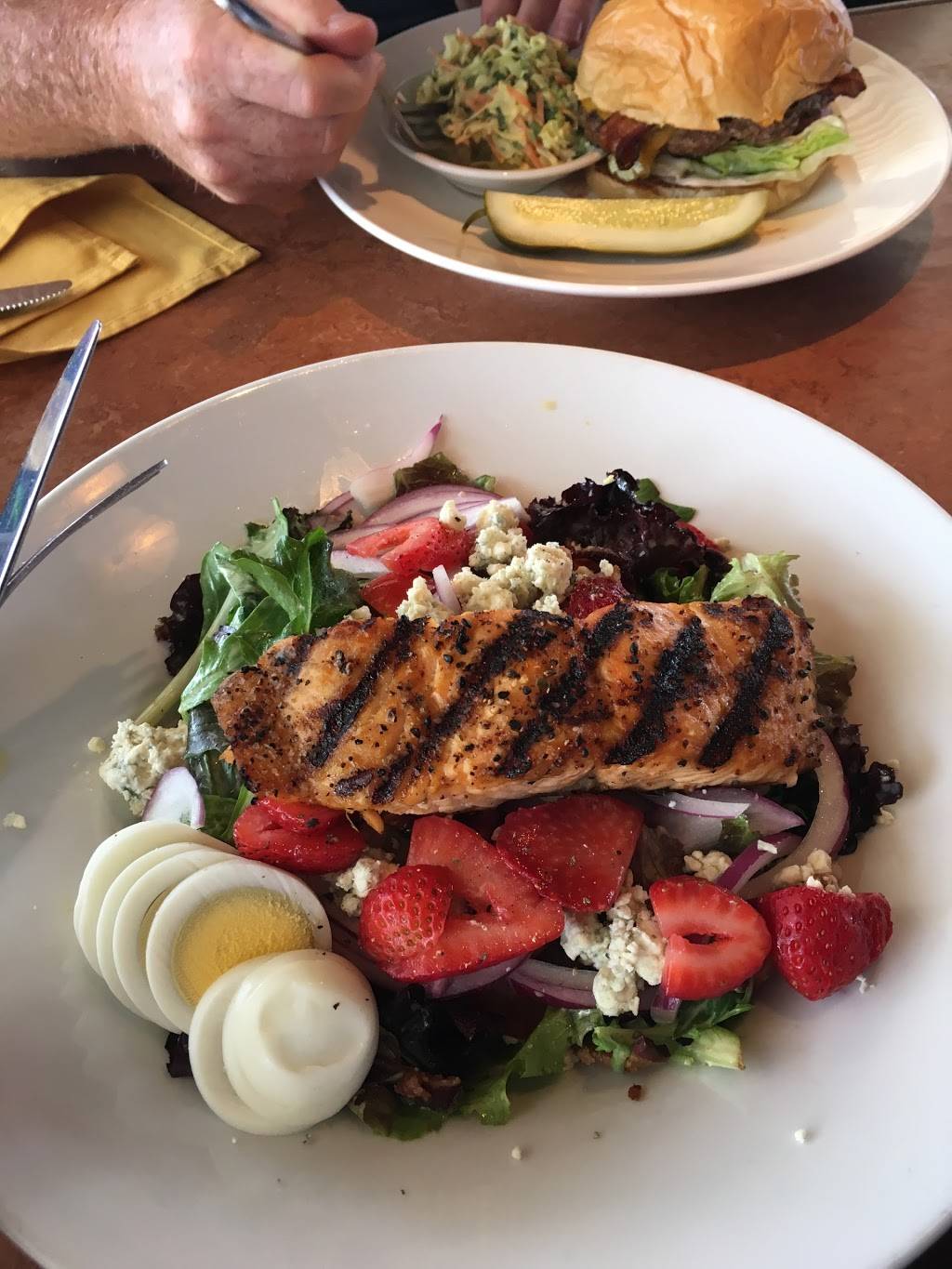 The Beachcomber | cafe | 15 Crystal Cove, Newport Coast, CA 92657, USA | 9493766900 OR +1 949-376-6900