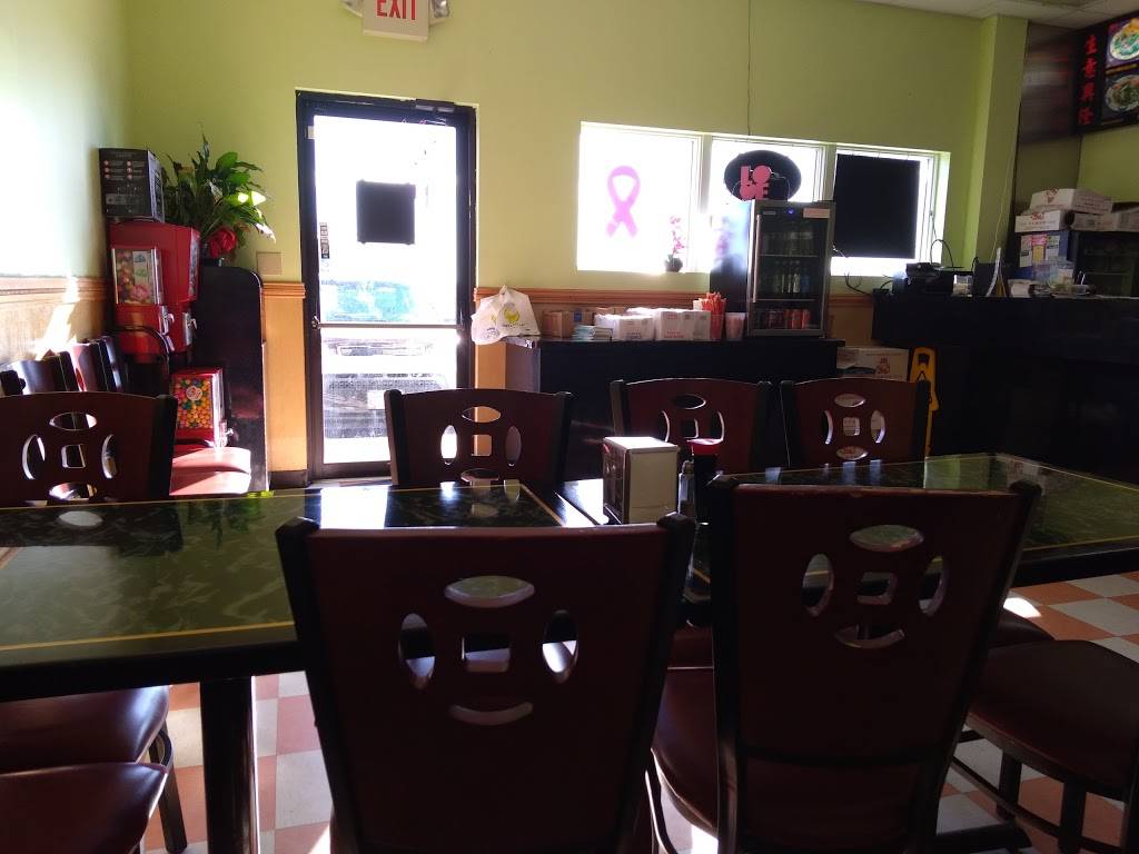 China King | restaurant | 450 W Hanover St, New Baden, IL 62265, USA | 6185889999 OR +1 618-588-9999