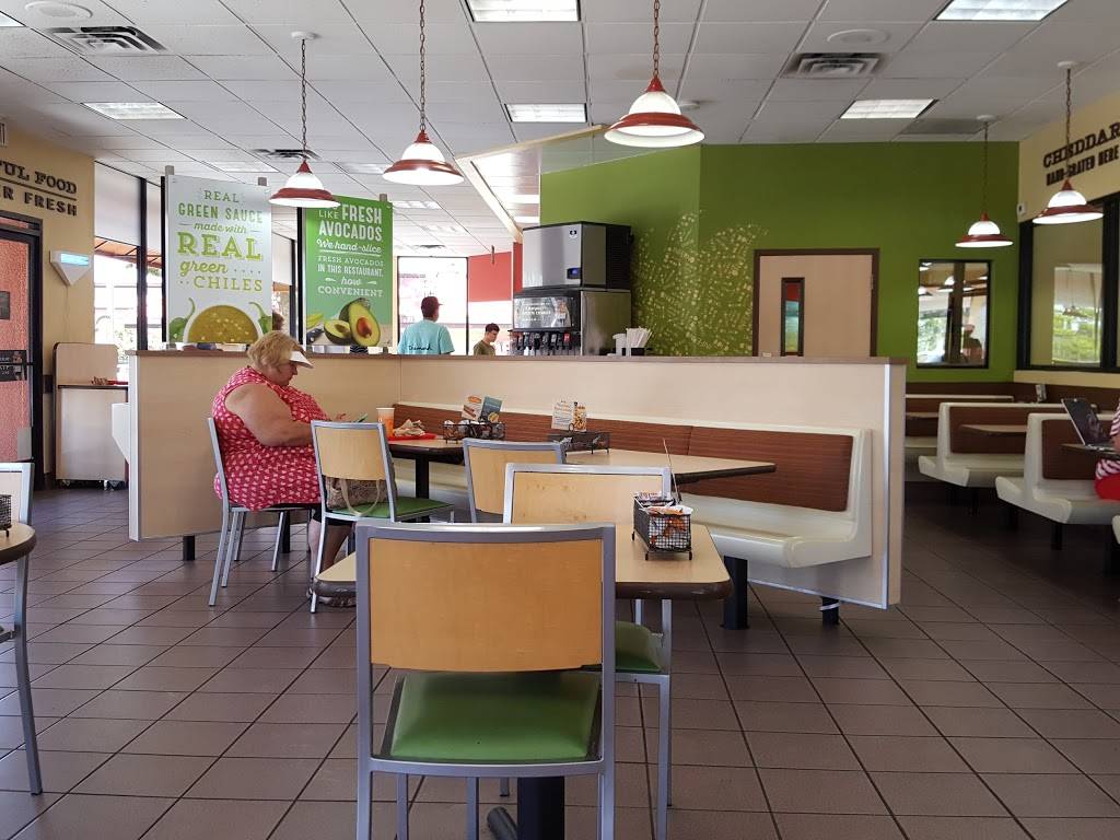 Del Taco | meal takeaway | 24465 Alicia Pkwy, Mission Viejo, CA 92692, USA | 9499518642 OR +1 949-951-8642