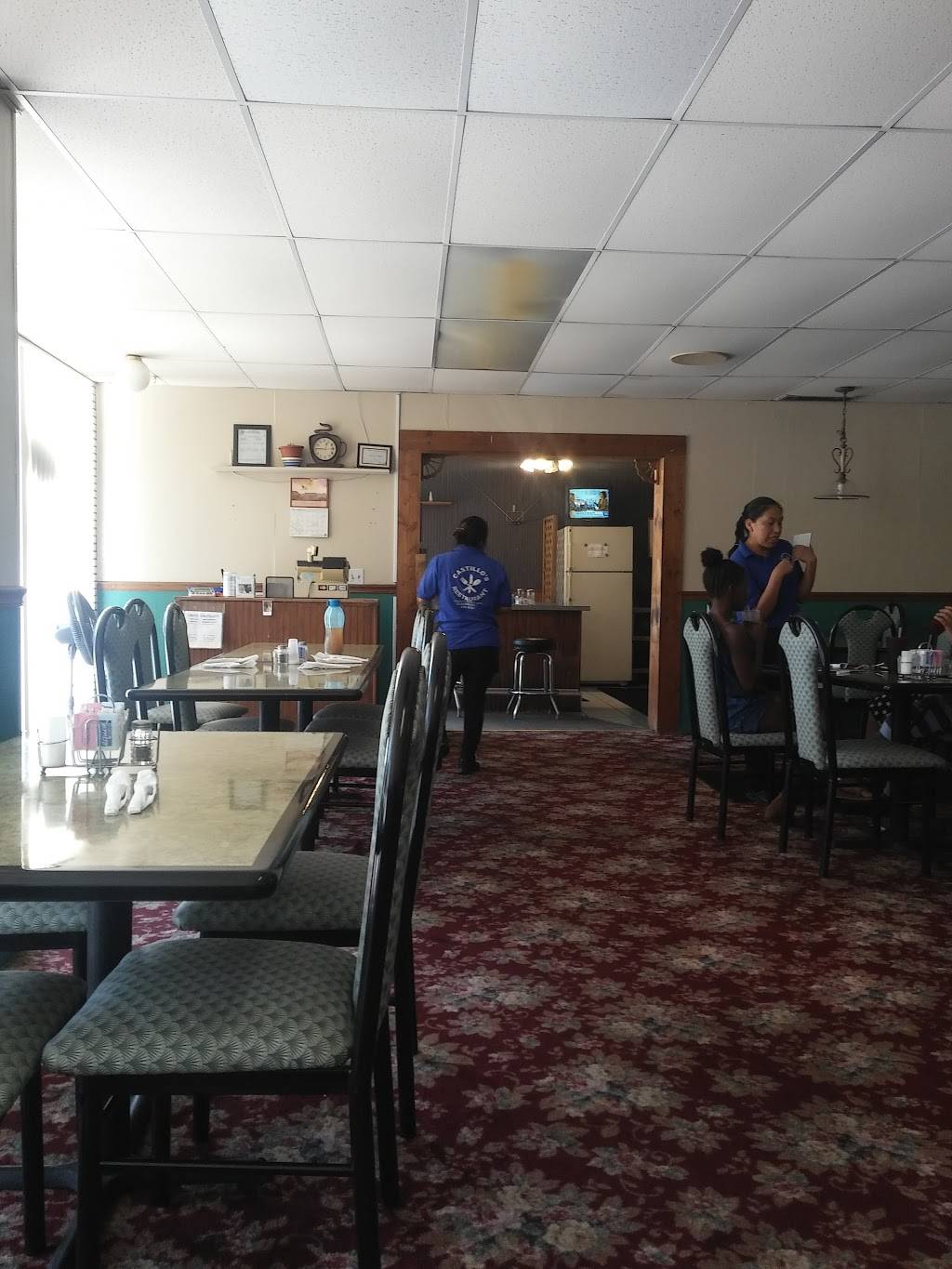 Castillos Restaurant | restaurant | 1724 N Fort Harrison Ave, Clearwater, FL 33755, USA | 7274669101 OR +1 727-466-9101