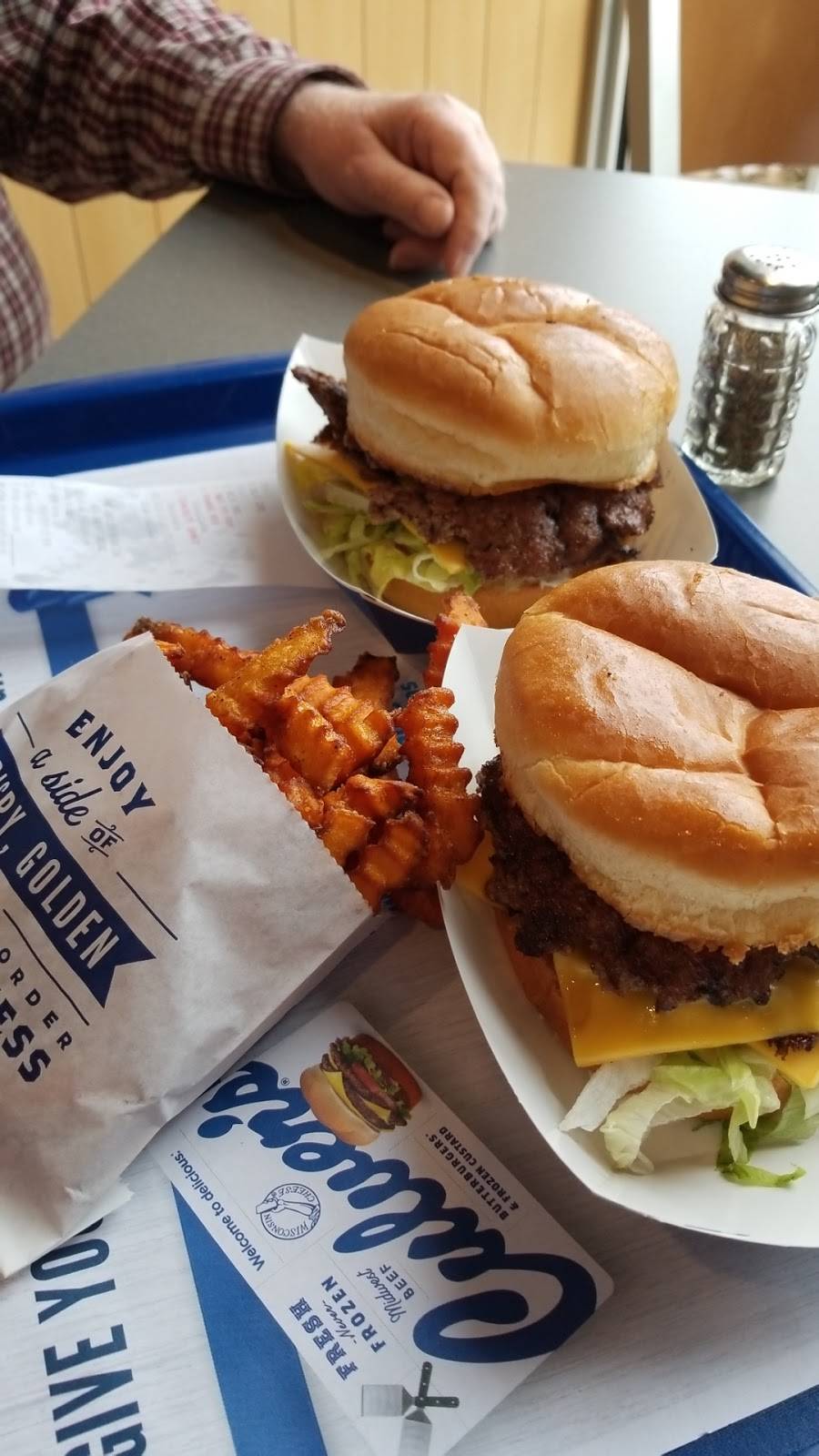 Culvers | restaurant | 236 N Phelps Ave, Rockford, IL 61108, USA | 8153978035 OR +1 815-397-8035