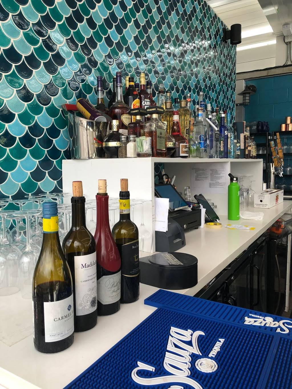 FISH Honolulu | restaurant | 324 Coral Street Second Floor, Honolulu, HI 96813, USA | 8086003160 OR +1 808-600-3160