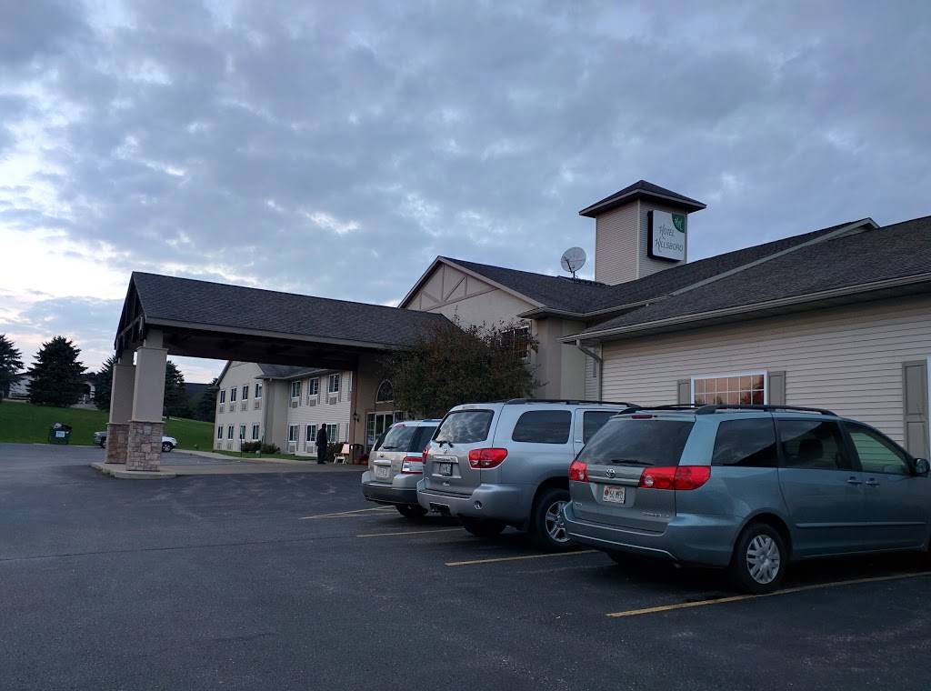 Hotel Hillsboro | restaurant | 1235 Water Ave, Hillsboro, WI 54634, USA | 6084893000 OR +1 608-489-3000