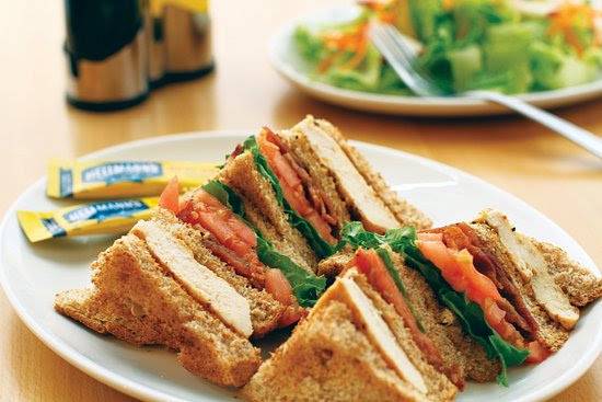 Wimpys Diner | restaurant | 590 Sheppard Ave W, North York, ON M3H 2S1, Canada | 4166357013 OR +1 416-635-7013