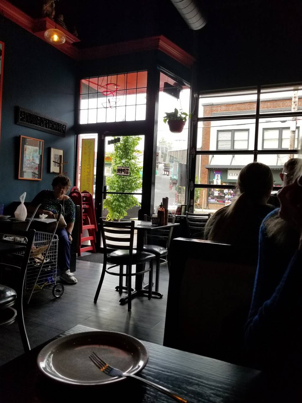 Stickers Asian Cafe | restaurant | 6808 SE Milwaukie Ave, Portland, OR 97202, USA | 5032398739 OR +1 503-239-8739