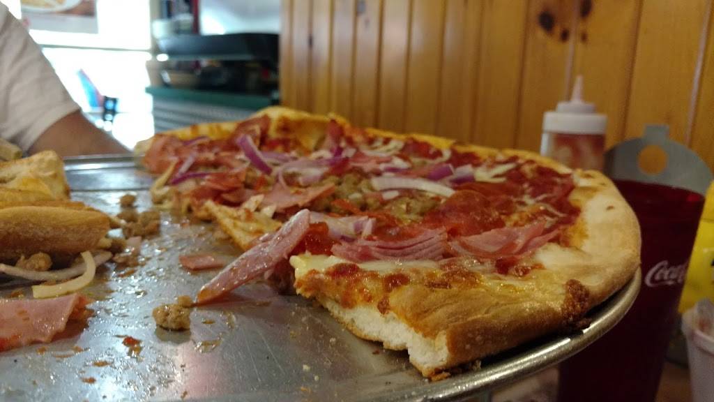 Family Chill and Grill | restaurant | 13524 S Eagle Valley Rd, Tyrone, PA 16686, USA | 8146841990 OR +1 814-684-1990