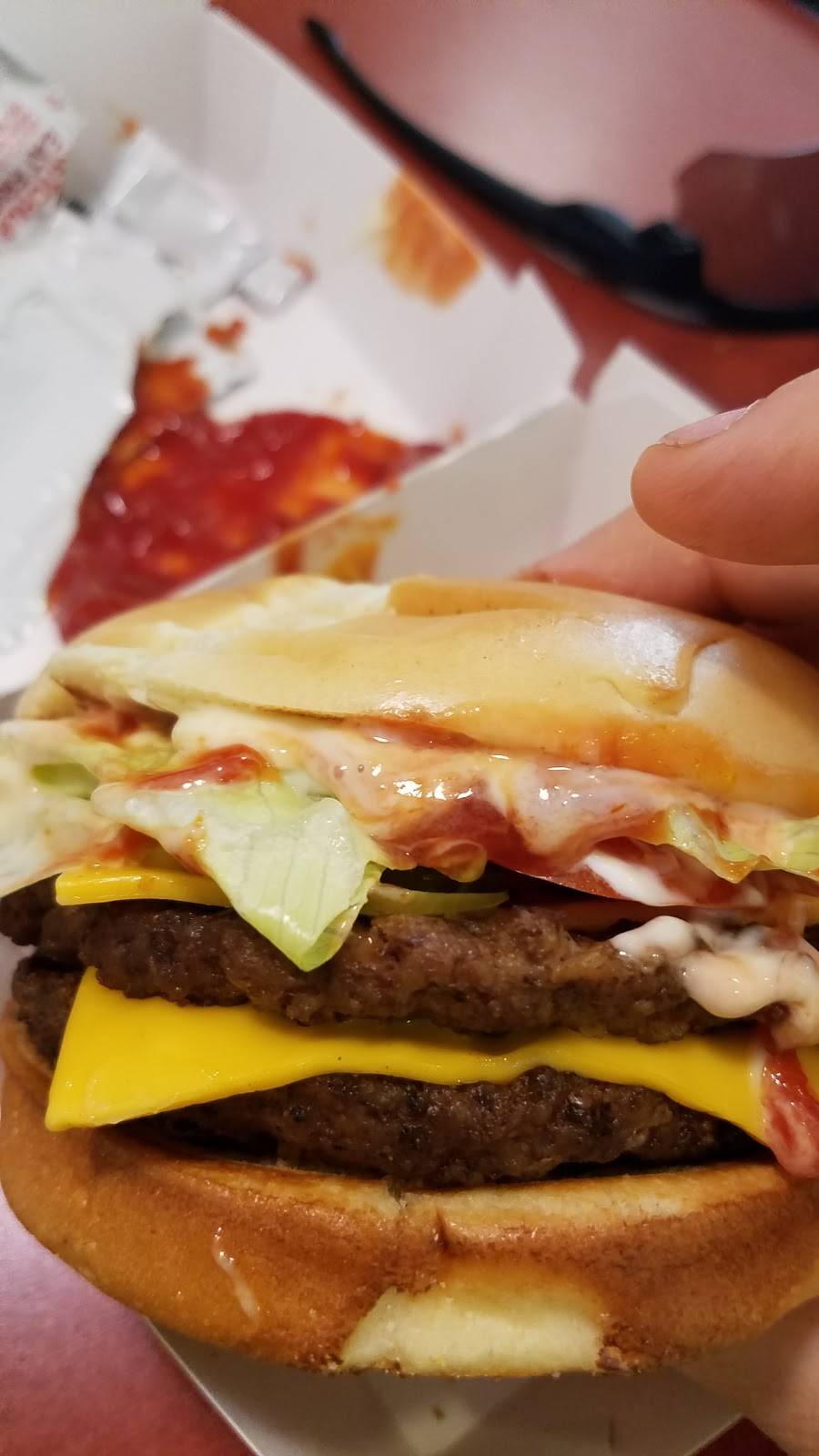 Jack in the Box | restaurant | 910 Bryan Rd, OFallon, MO 63366, USA | 6362727242 OR +1 636-272-7242