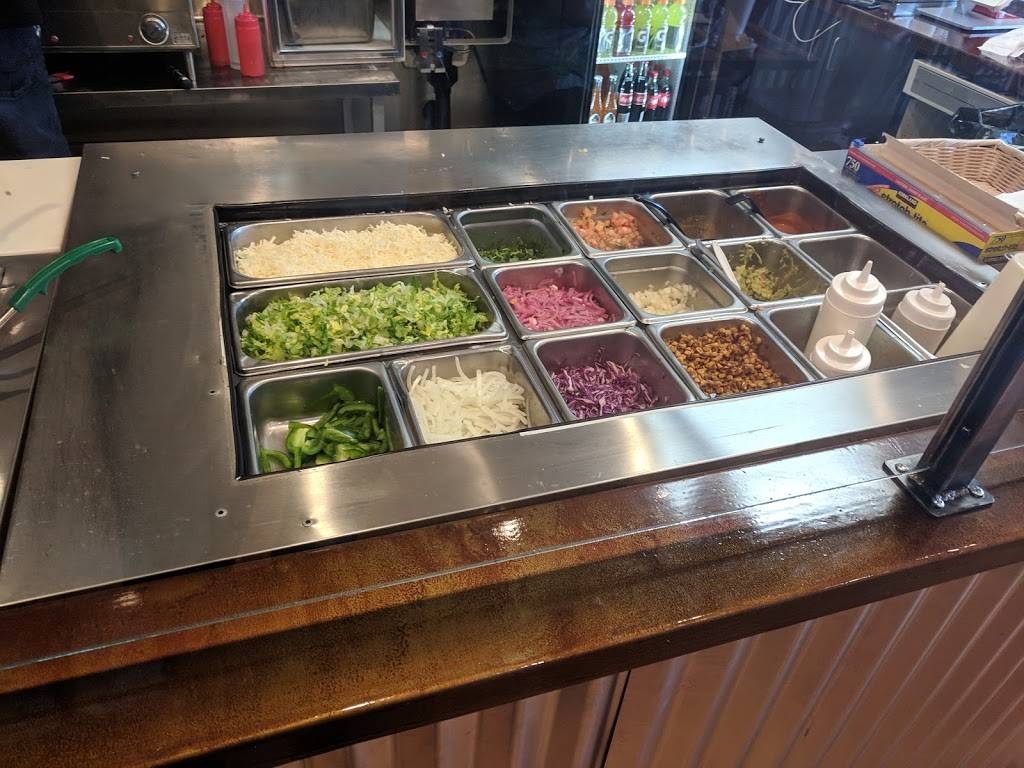 Maskadores Taco Shop | restaurant | 15090 N Northsight Blvd #115, Scottsdale, AZ 85260, USA | 4806569834 OR +1 480-656-9834