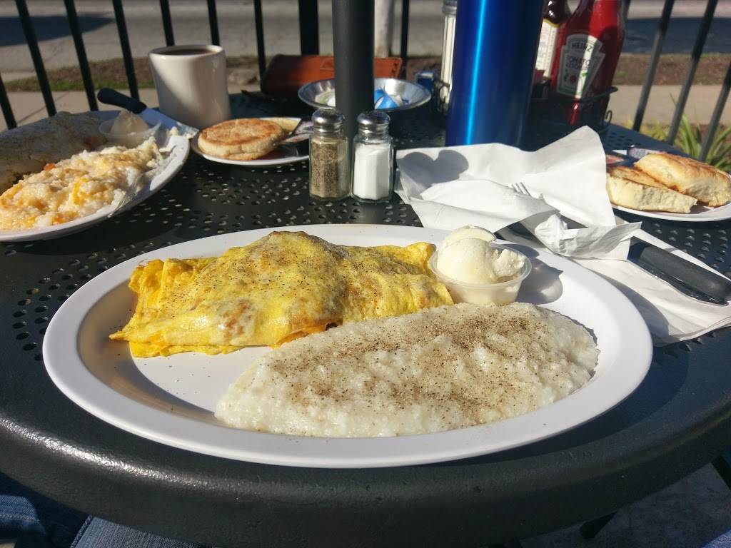 Puerto Nuevo Coffee & Tacos | cafe | 1220 N La Brea Ave, Inglewood, CA 90302, USA | 3104128037 OR +1 310-412-8037