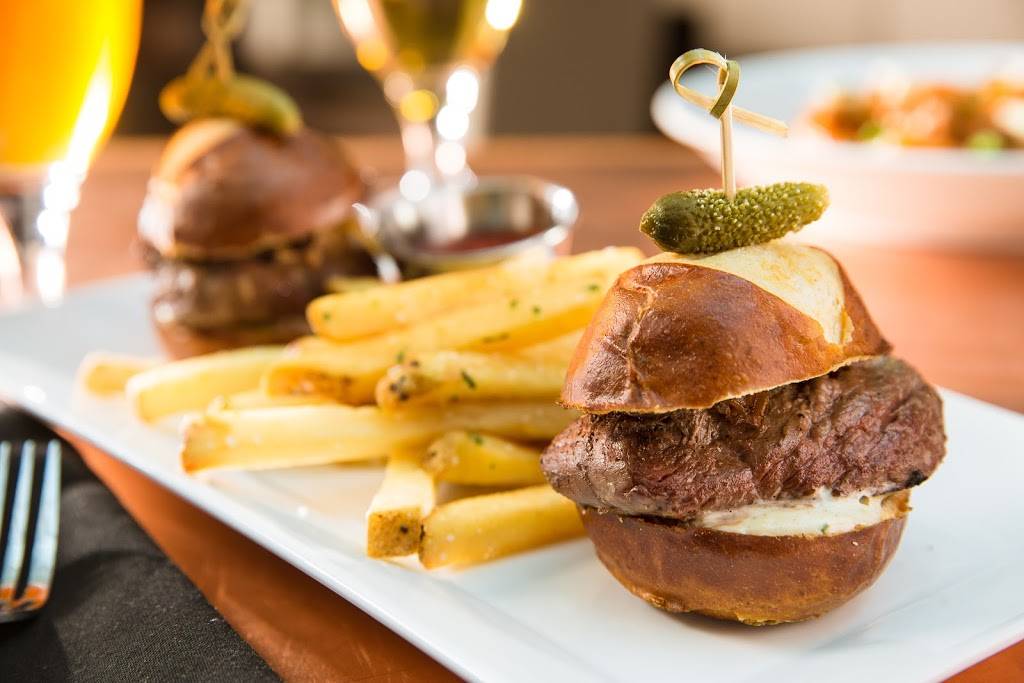 City Works - Schaumburg | restaurant | 1850 E Golf Rd, Schaumburg, IL 60173, USA | 8475842500 OR +1 847-584-2500