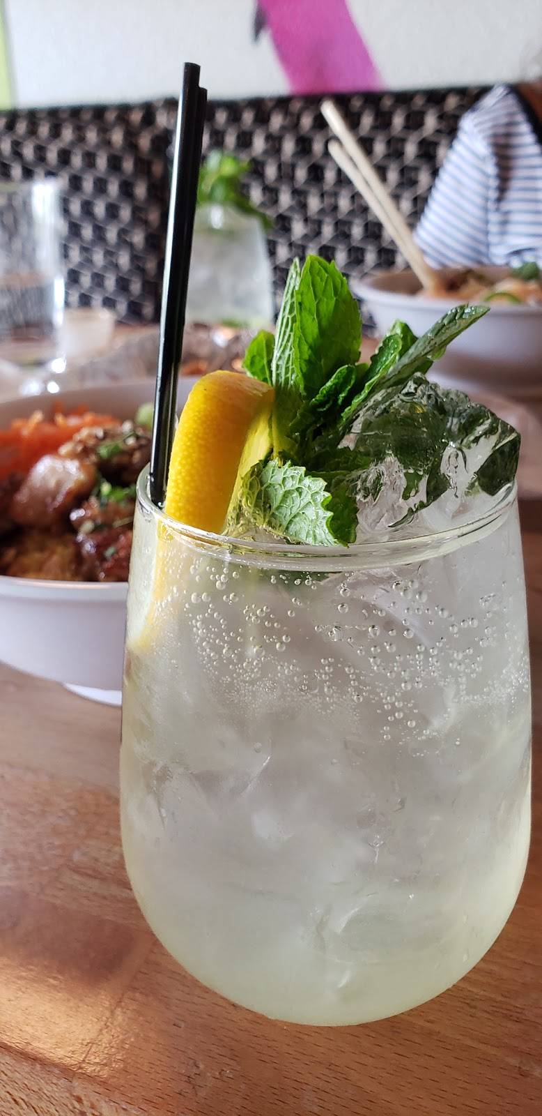 SINGHS Vietnamese | restaurant | Marys, 2803 N St Marys St, San Antonio, TX 78212, USA | 2103200171 OR +1 210-320-0171