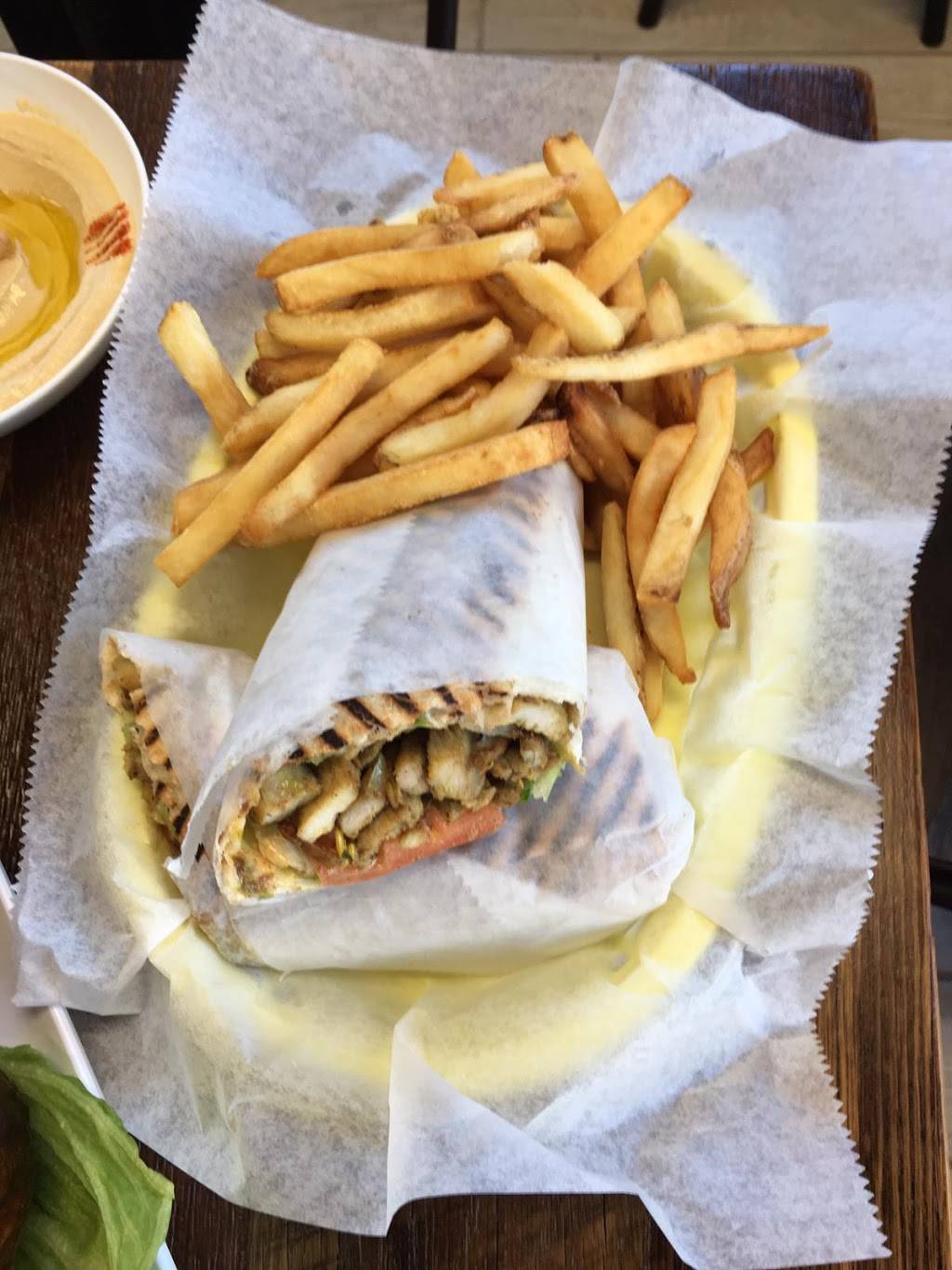 Oozie Chicken Plus | restaurant | 5624 Columbia Pike, Falls Church, VA 22041, USA | 7039983333 OR +1 703-998-3333