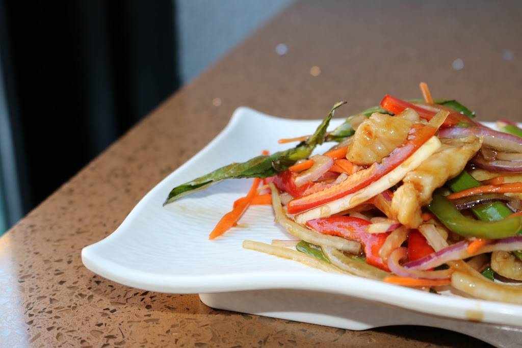 Sushi Plus | meal takeaway | 2101 Av Dollard, LaSalle, QC H8N 1S2, Canada | 5143668666 OR +1 514-366-8666